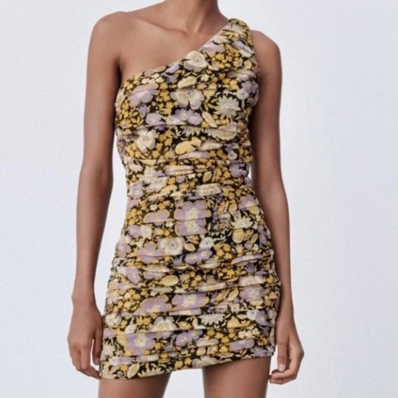 Zara One Shoulder Ruched Floral Minidress Size Medium NWT - Picture 1 of 9
